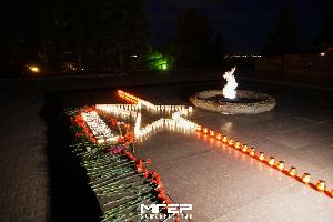 В ночь с 21 на 22 в Парке Победы прошла акция «Свеча памяти» Республика Башкортостан DSC09017.jpg