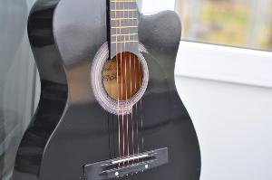 Новая черная гитара с вырезом Город Уфа